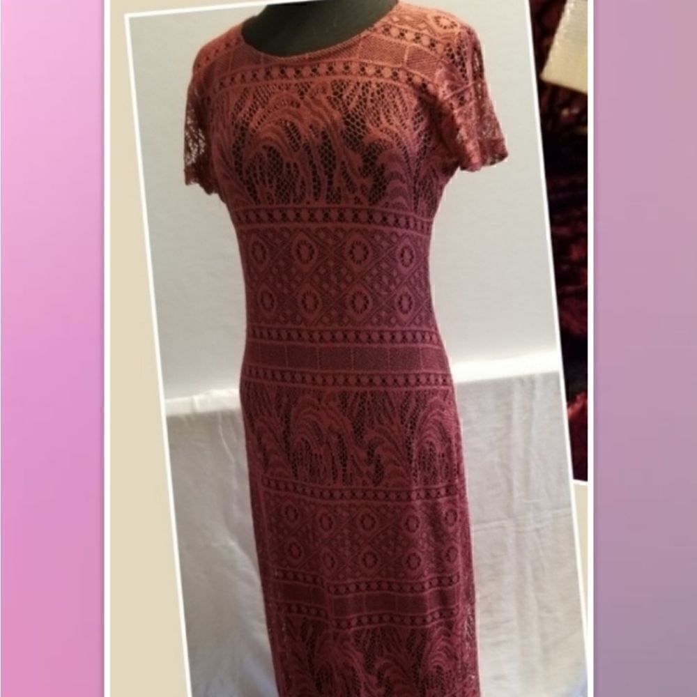 Hourglass size Large maxi dress with slit in back
